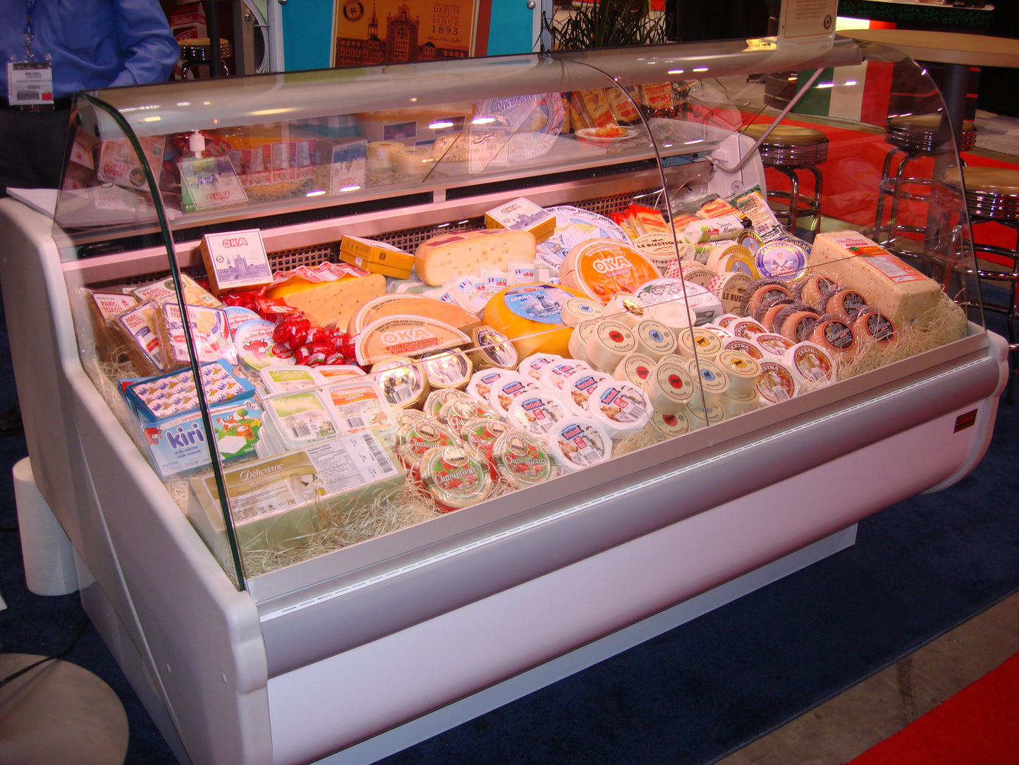 33"D Deli Meat Cheese & Salad Case, Curved Glass