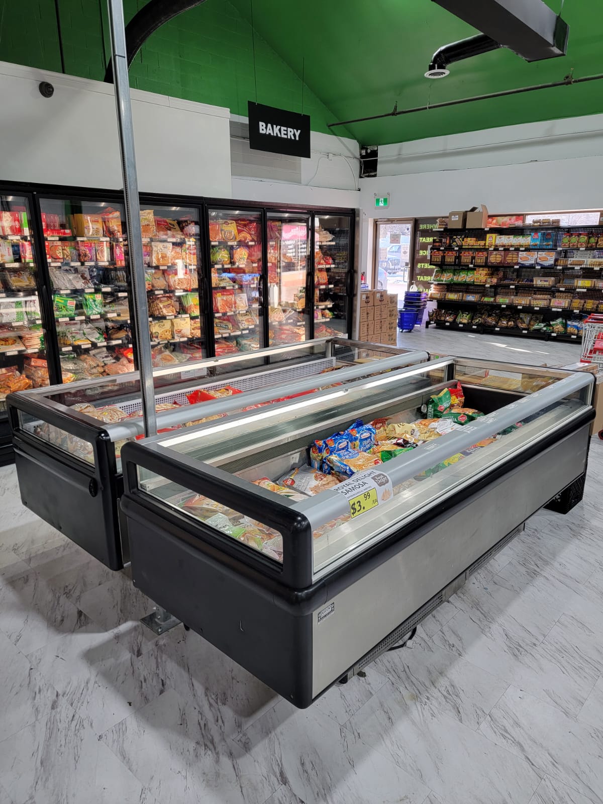 Dual-use Island Merchandiser